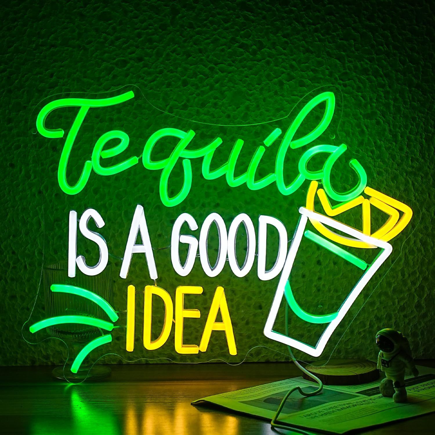 Outdoor Lighting Decor Ideas - Insegna al Neon 'Tequila Is A