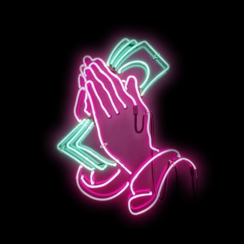 Outdoor Lighting Decor Ideas - Mani in preghiera Insegna al neon