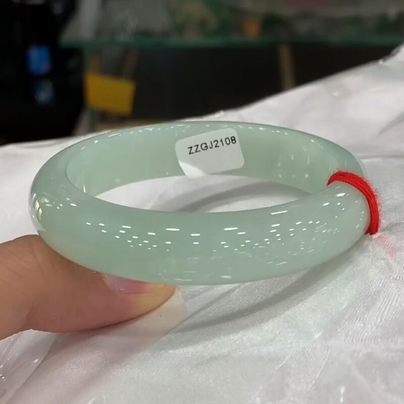 Bracciale in giada verde chiar - Lighting & Home Decor Studio Photos recensione e prezzo
