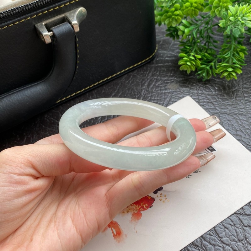 Bracciale da donna in giadeite - Lighting & Home Decor Studio Photos recensione e prezzo